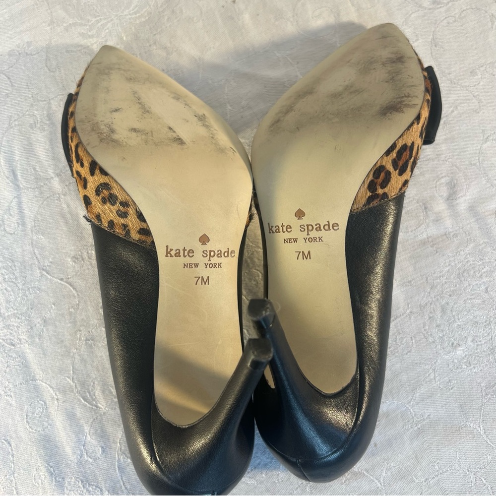 Kate Spade Heels Black Leather & Animal Print Calf Hair Black Bow Slip On EUC 7M - Picture 7 of 8